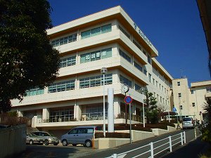 神戸市立北区民センター(本館）