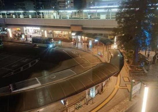 六甲道駅街灯改修後